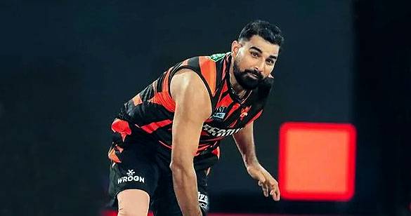 शमी ने फेर दिया उम्मीद पर पानी, पावरप्ले में सिर्फ 22 रन ही बना सकी SRH की टीम